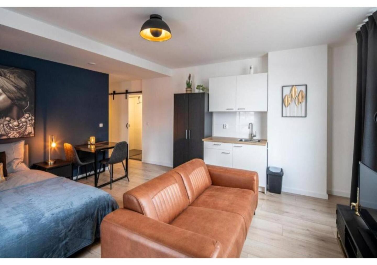 B&K Urban City Suites Tilburg Kültér fotó