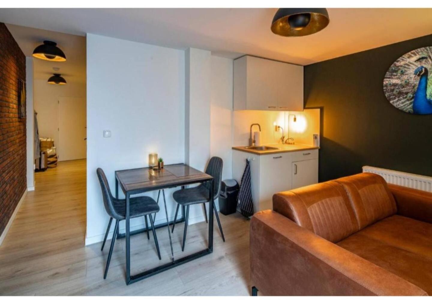 B&K Urban City Suites Tilburg Kültér fotó