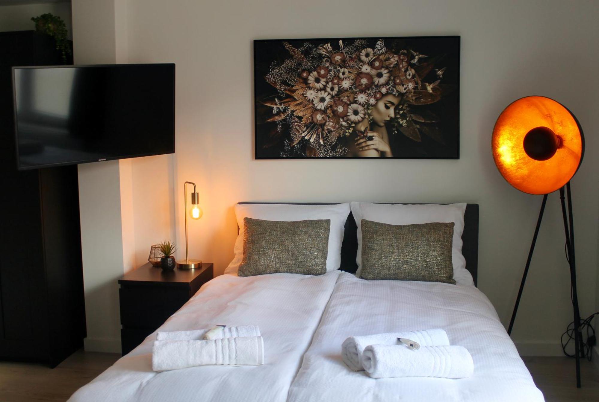 B&K Urban City Suites Tilburg Kültér fotó