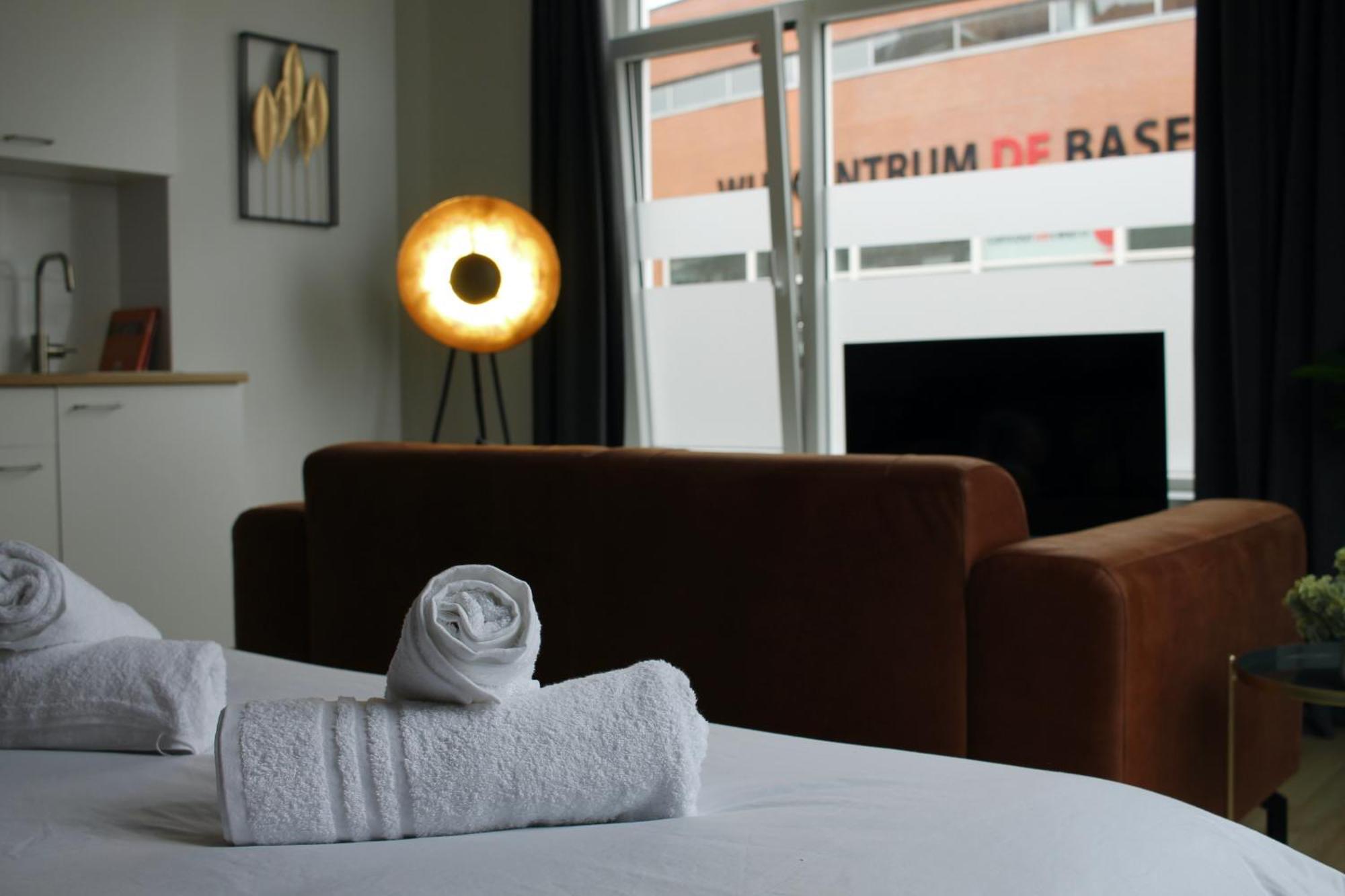B&K Urban City Suites Tilburg Kültér fotó
