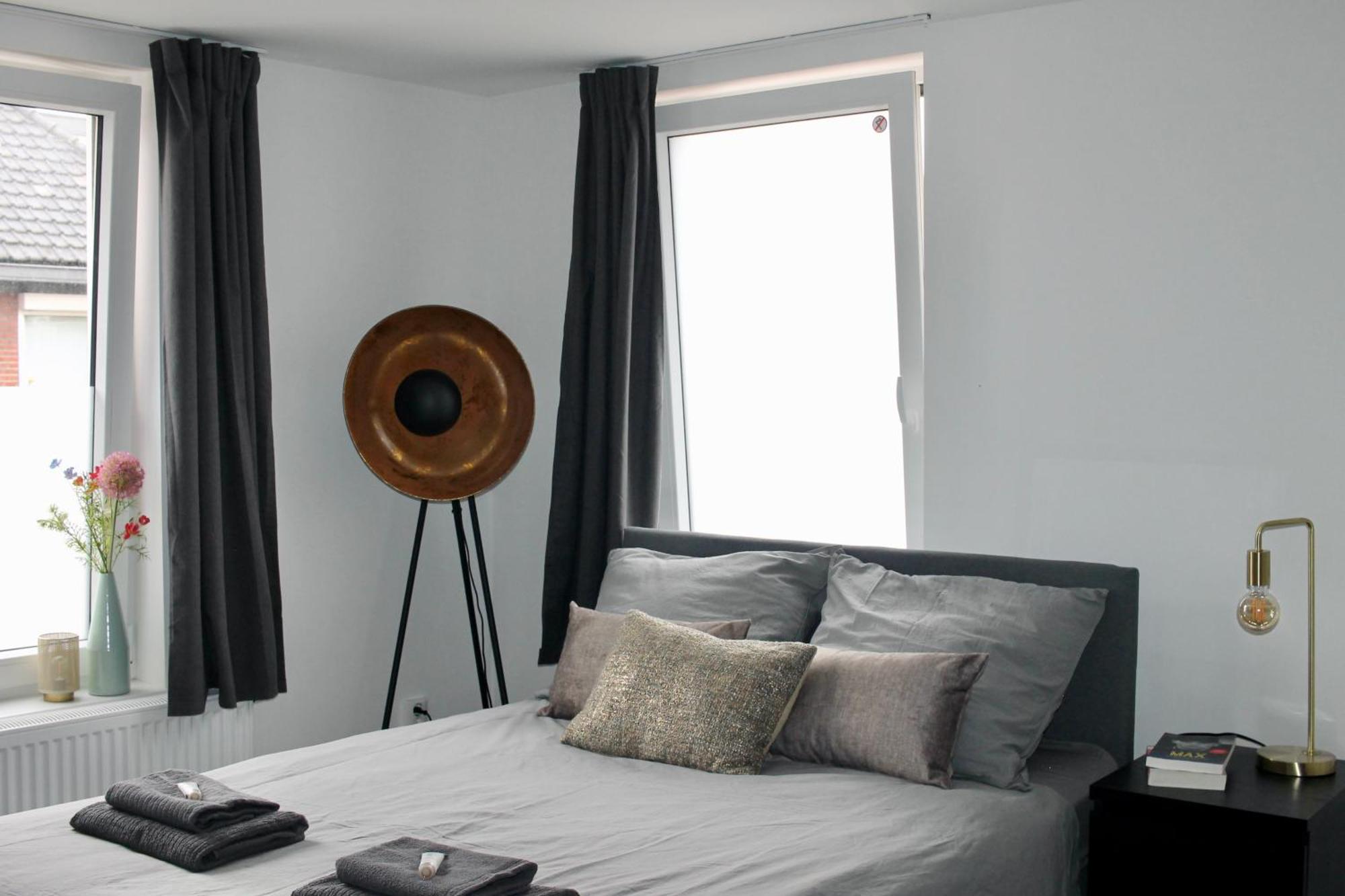 B&K Urban City Suites Tilburg Kültér fotó