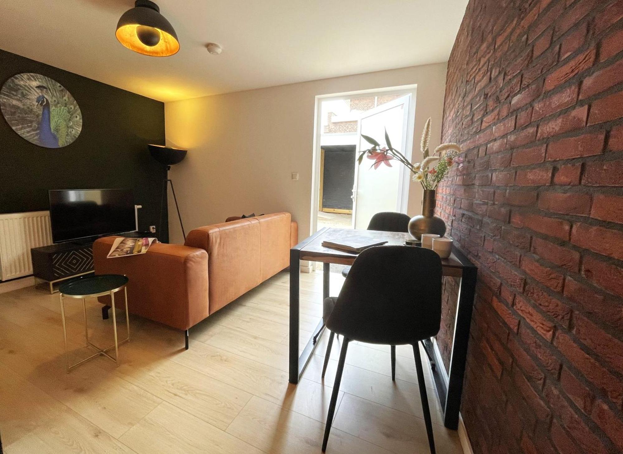 B&K Urban City Suites Tilburg Kültér fotó