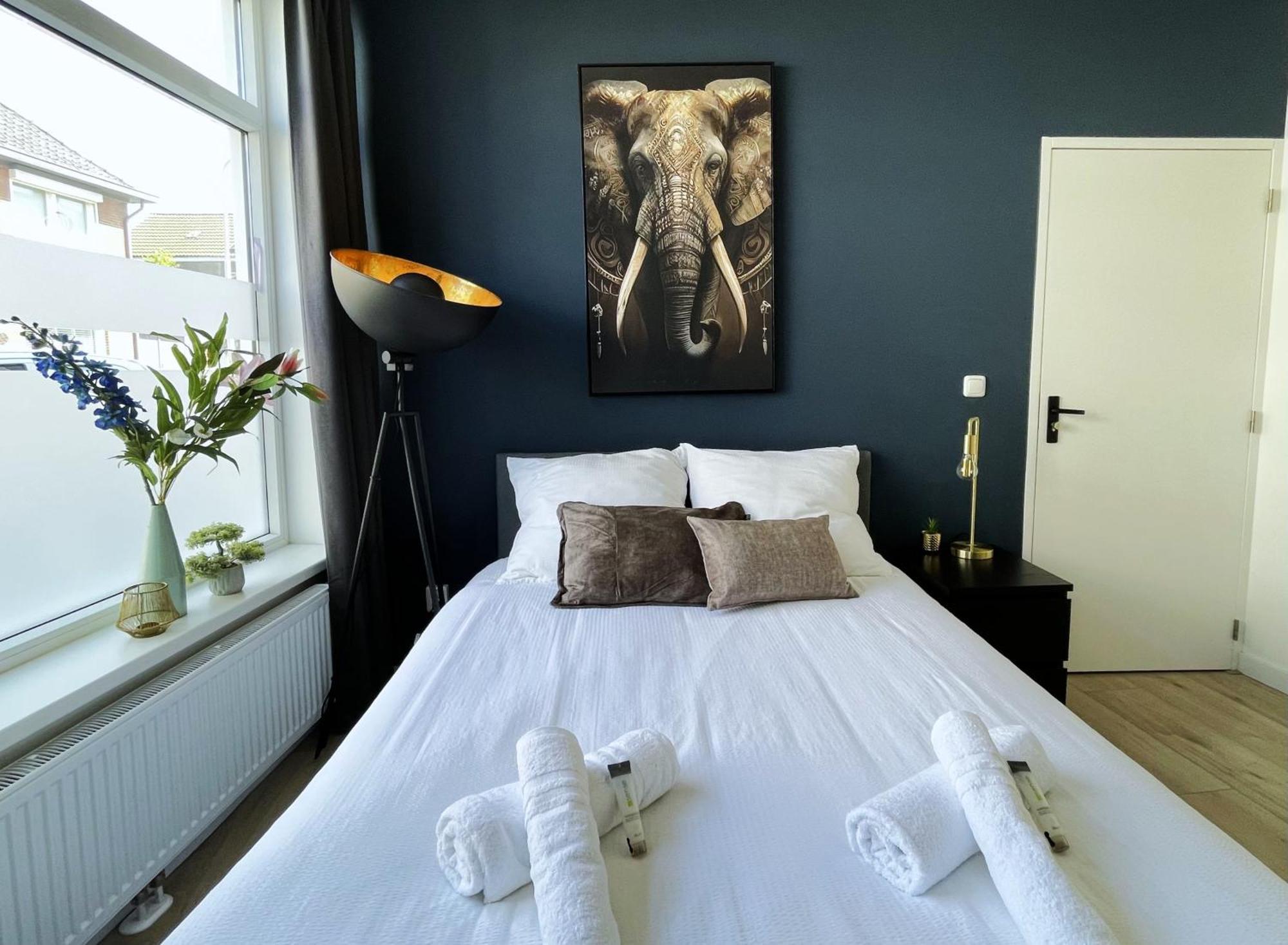 B&K Urban City Suites Tilburg Kültér fotó