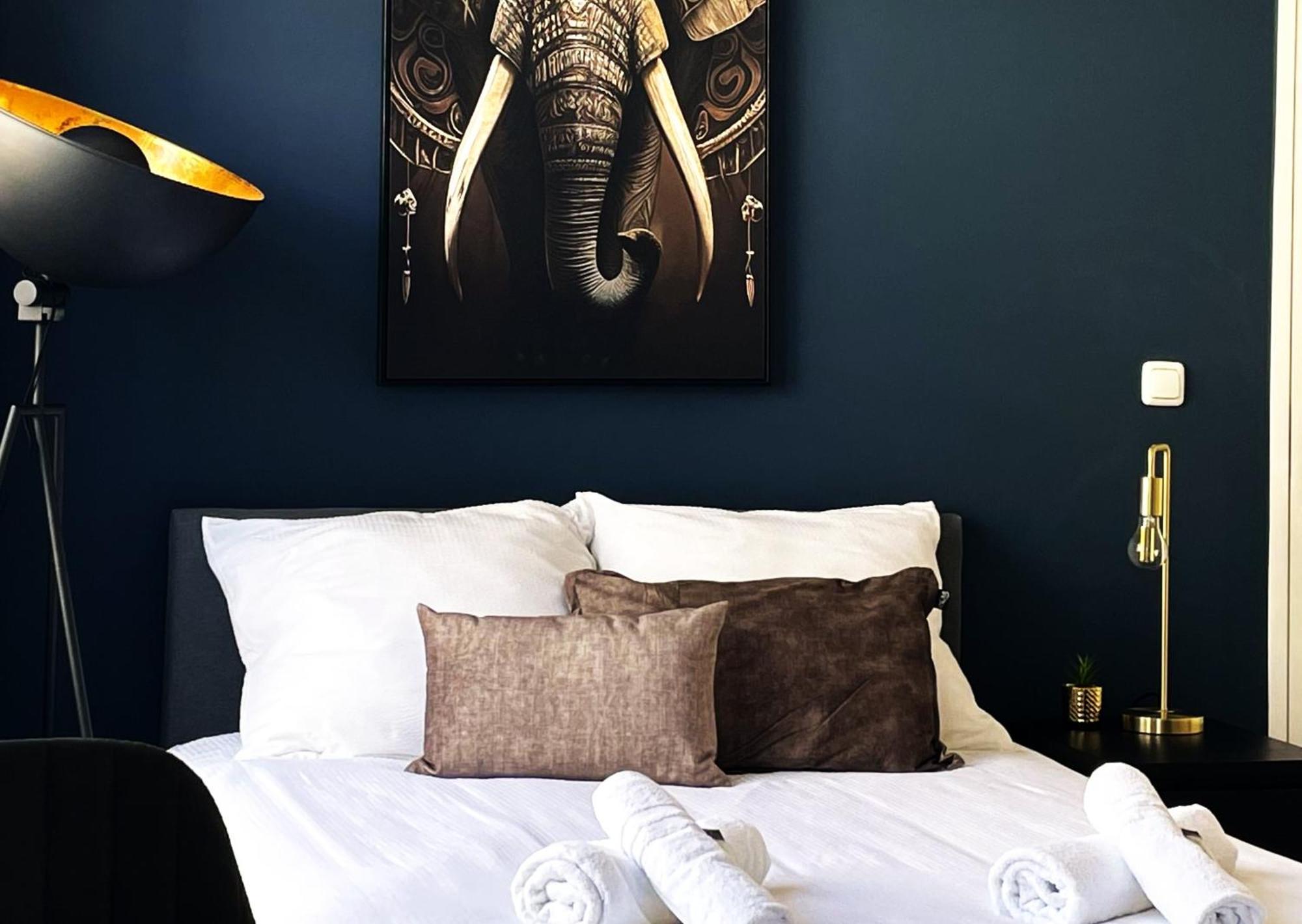B&K Urban City Suites Tilburg Kültér fotó