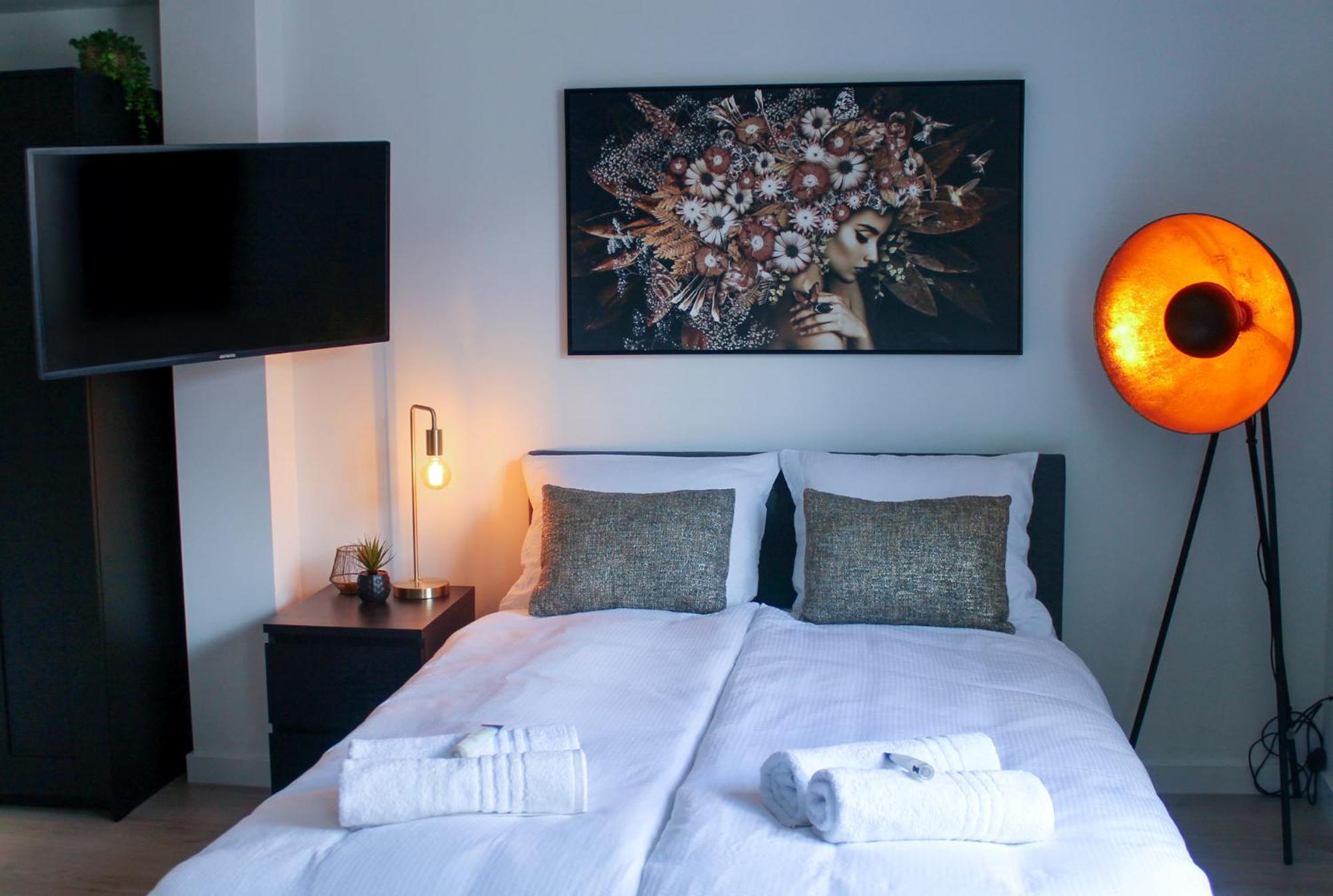 B&K Urban City Suites Tilburg Kültér fotó