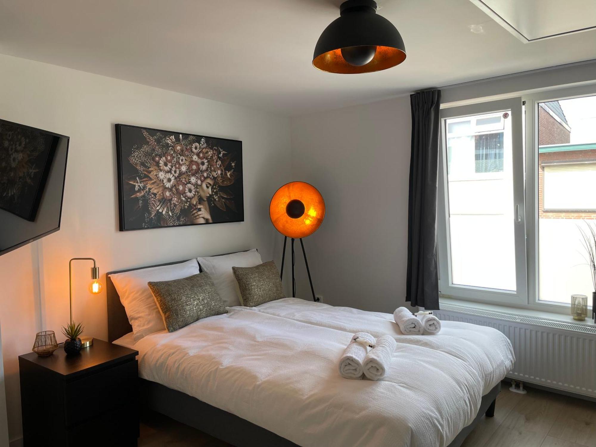 B&K Urban City Suites Tilburg Kültér fotó