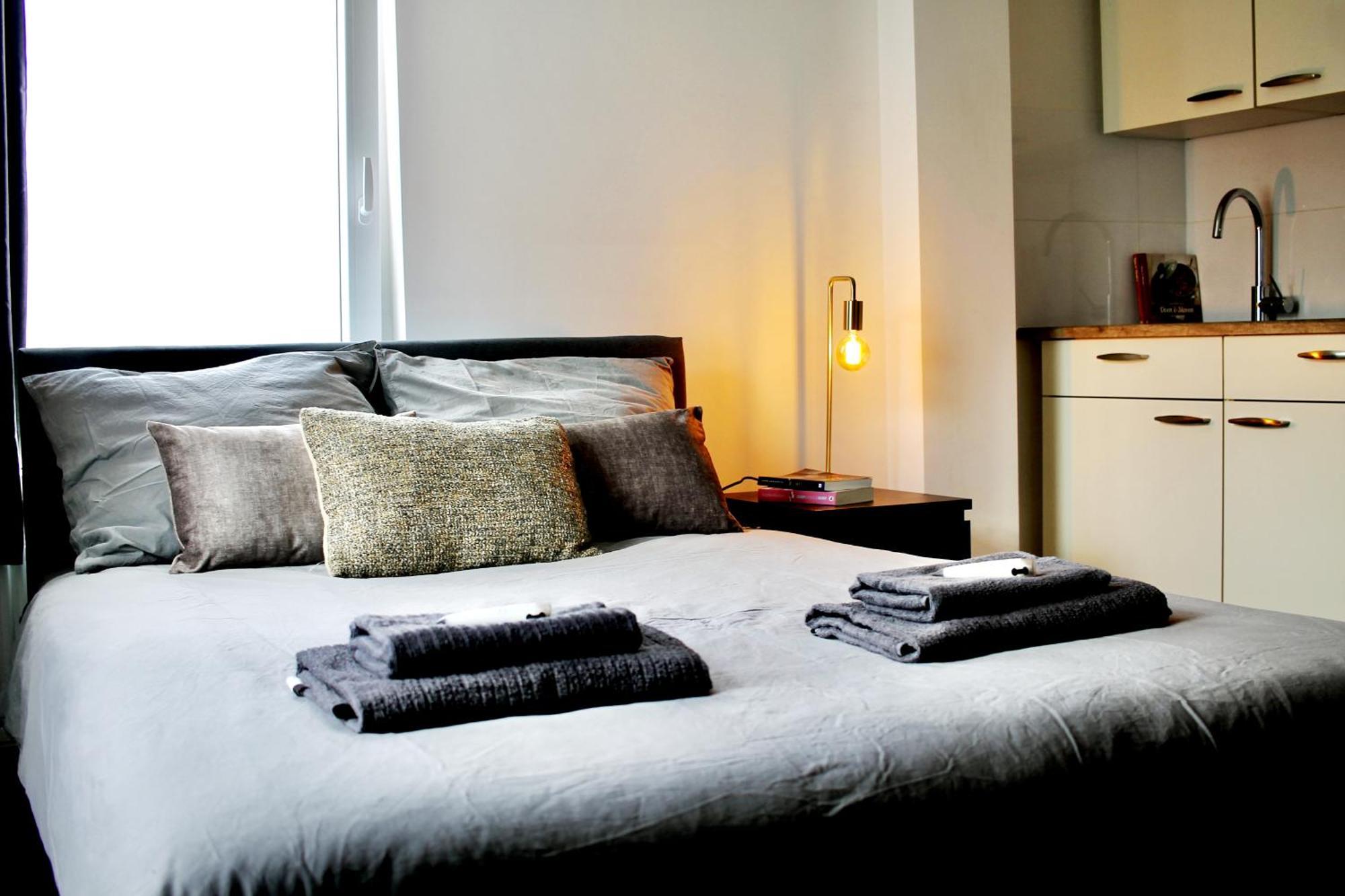 B&K Urban City Suites Tilburg Kültér fotó