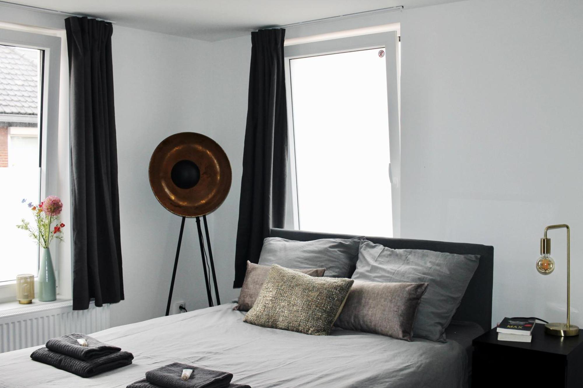 B&K Urban City Suites Tilburg Kültér fotó